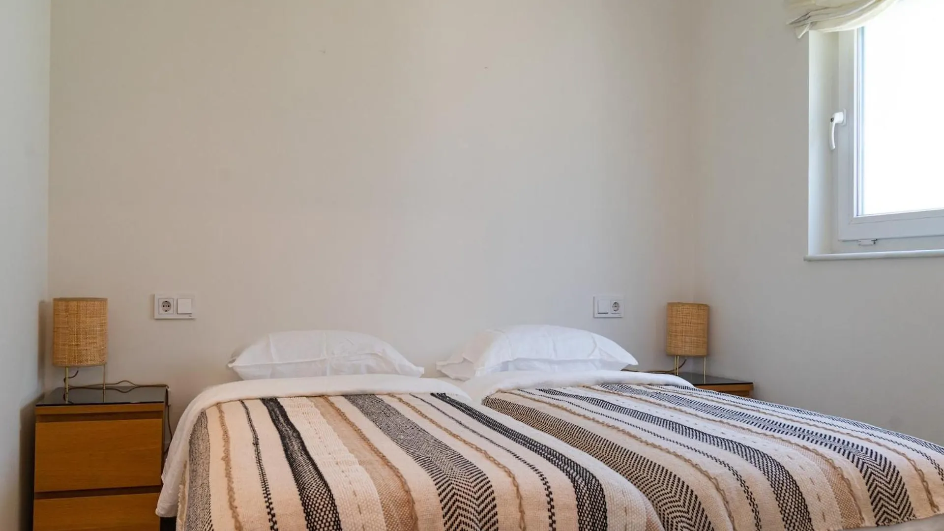 Villa Madrugada, Beachside Villa In Costabella Marbella Španělsko
