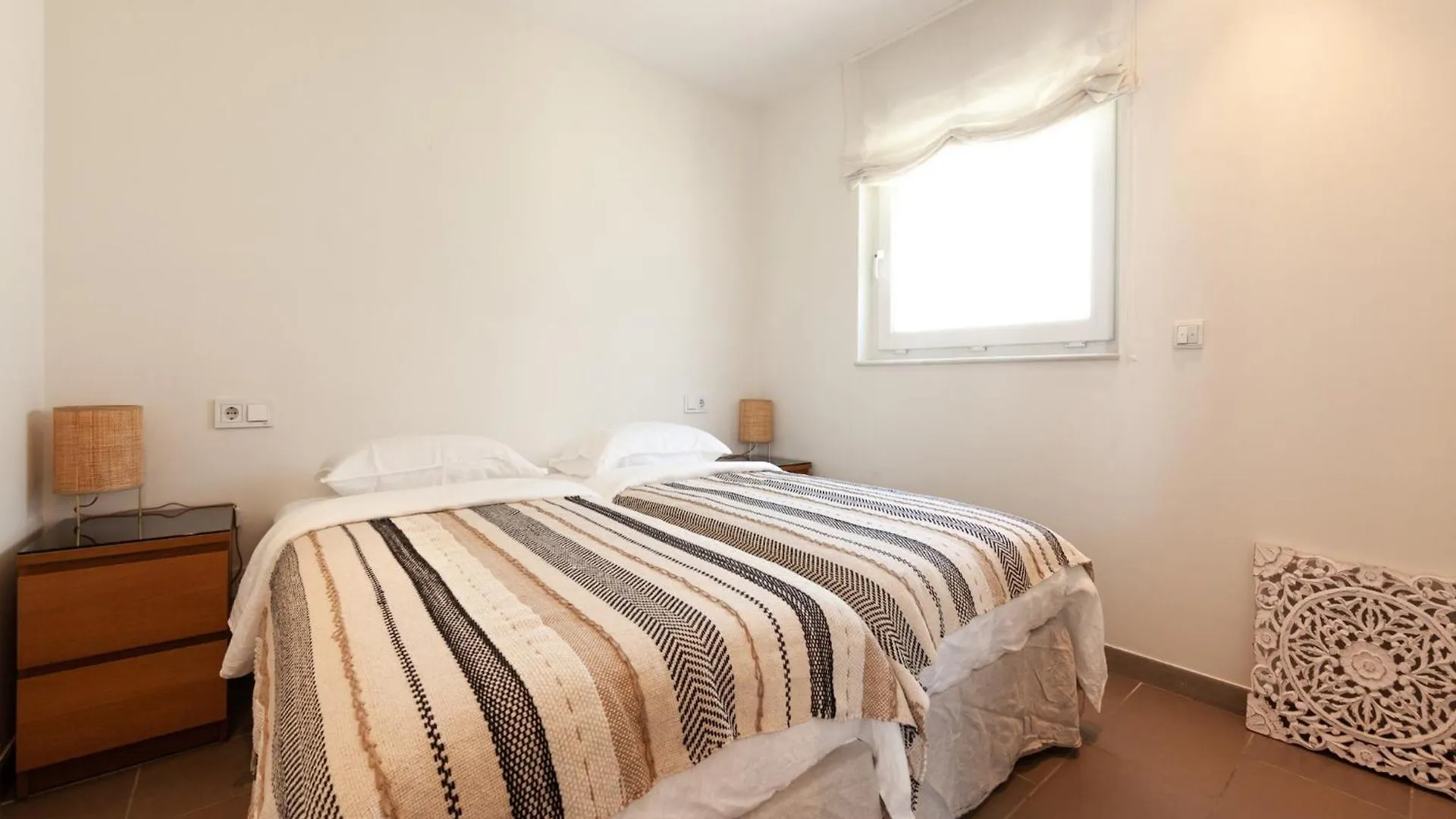 Villa Madrugada, Beachside Villa In Costabella Marbella