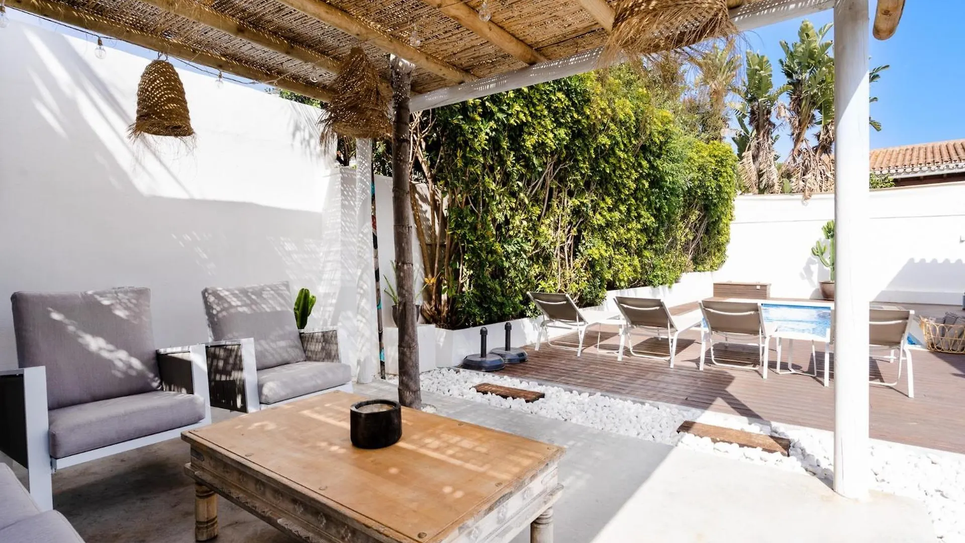 Villa Madrugada, Beachside Villa In Costabella Marbella Spain